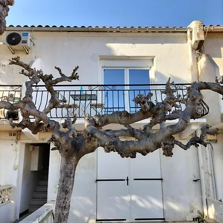Apartment Entre Terre Et Fleury (Aude)